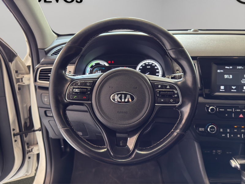 KIA Niro  5 pts. EX, HEV, TA, a/ac. Aut., piel, QC, f. led, RA-18 (línea anterior) 2019